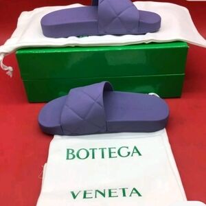 AUTHENTIC BONETTA VENETA Flip Flops